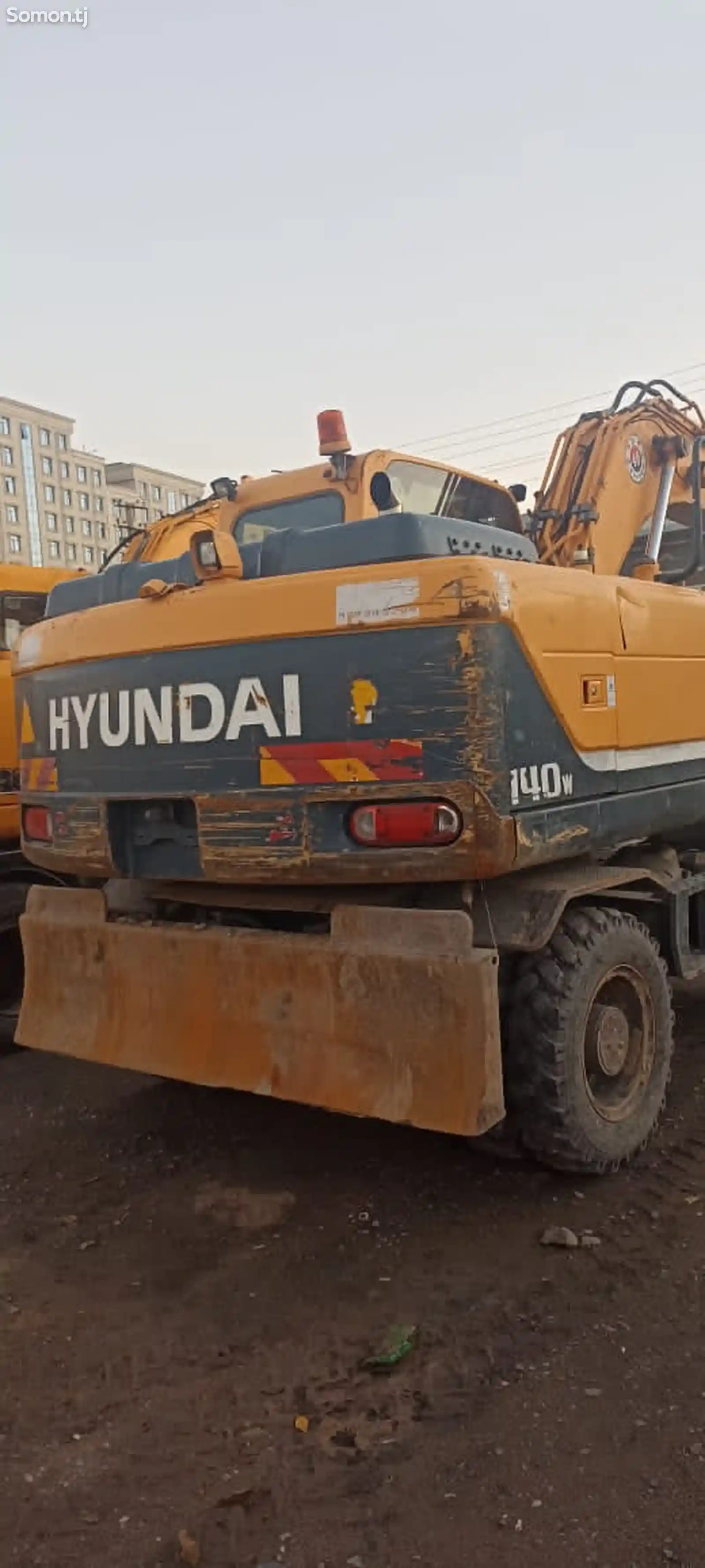 Экскаватор Hyundai Robex W140-5