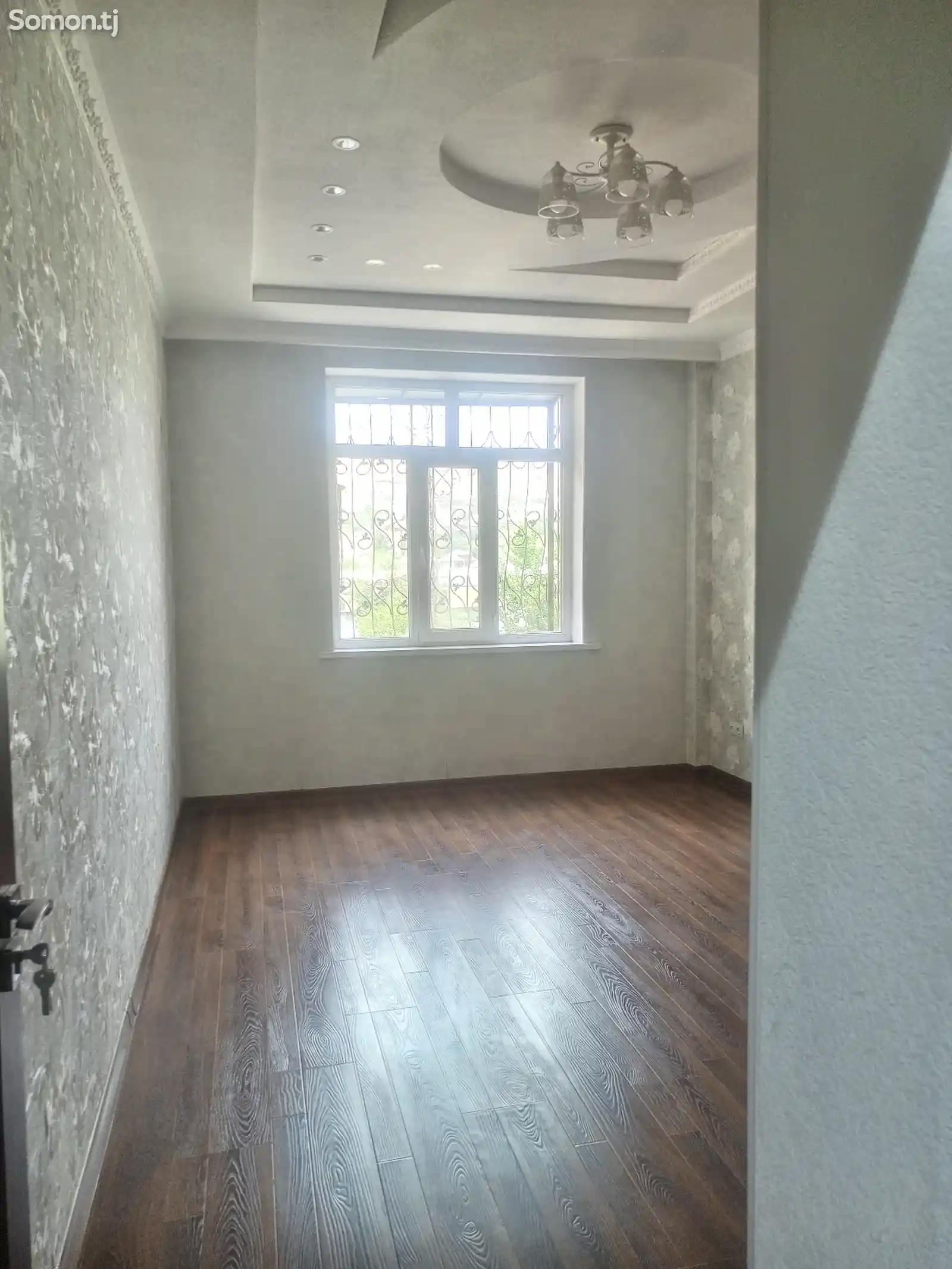 4-комн. квартира, 6 этаж, 97 м², Бозорчаи Зарафшон н.Сино-3