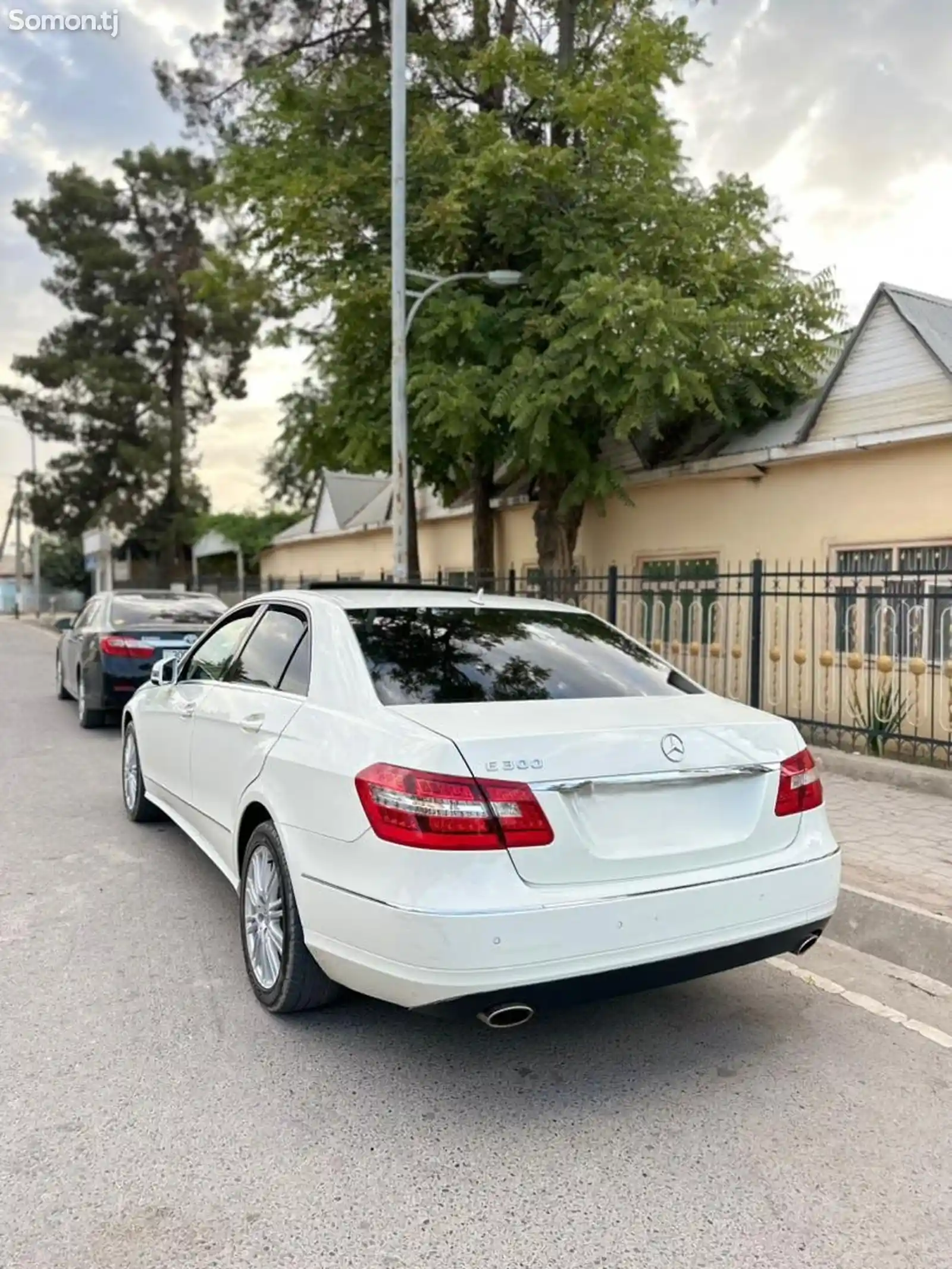 Mercedes-Benz E class, 2011-1