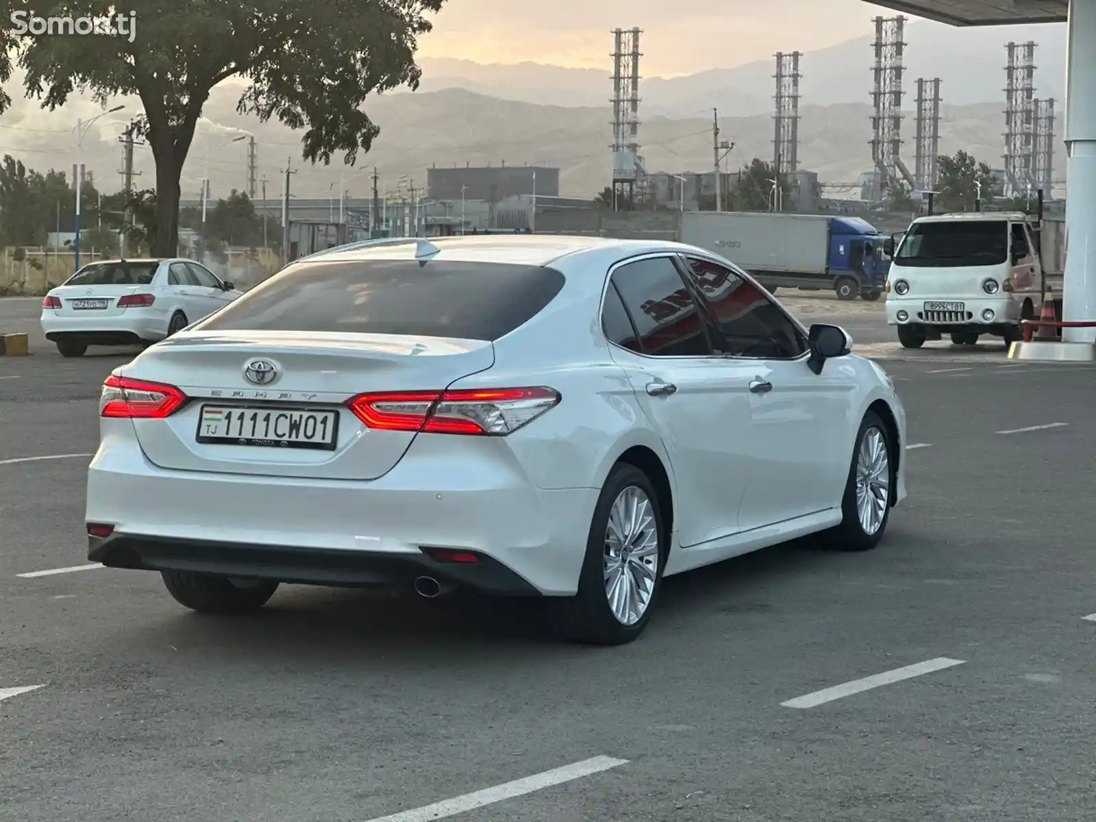 Toyota Camry, 2019-11