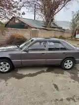 Mercedes-Benz W124, 1993-5