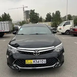 Toyota Camry, 2017