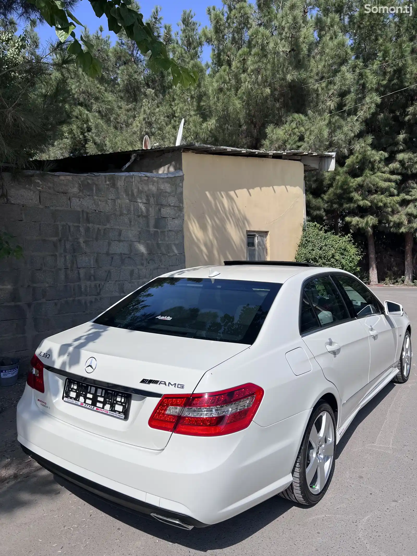 Mercedes-Benz E class, 2010-3