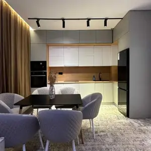 2-комн. квартира, 3 этаж, 75м², Ул. Абулькасима Лохути 33