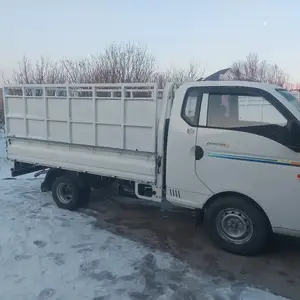 Бортовой грузовик Hyundai Porter , 2011