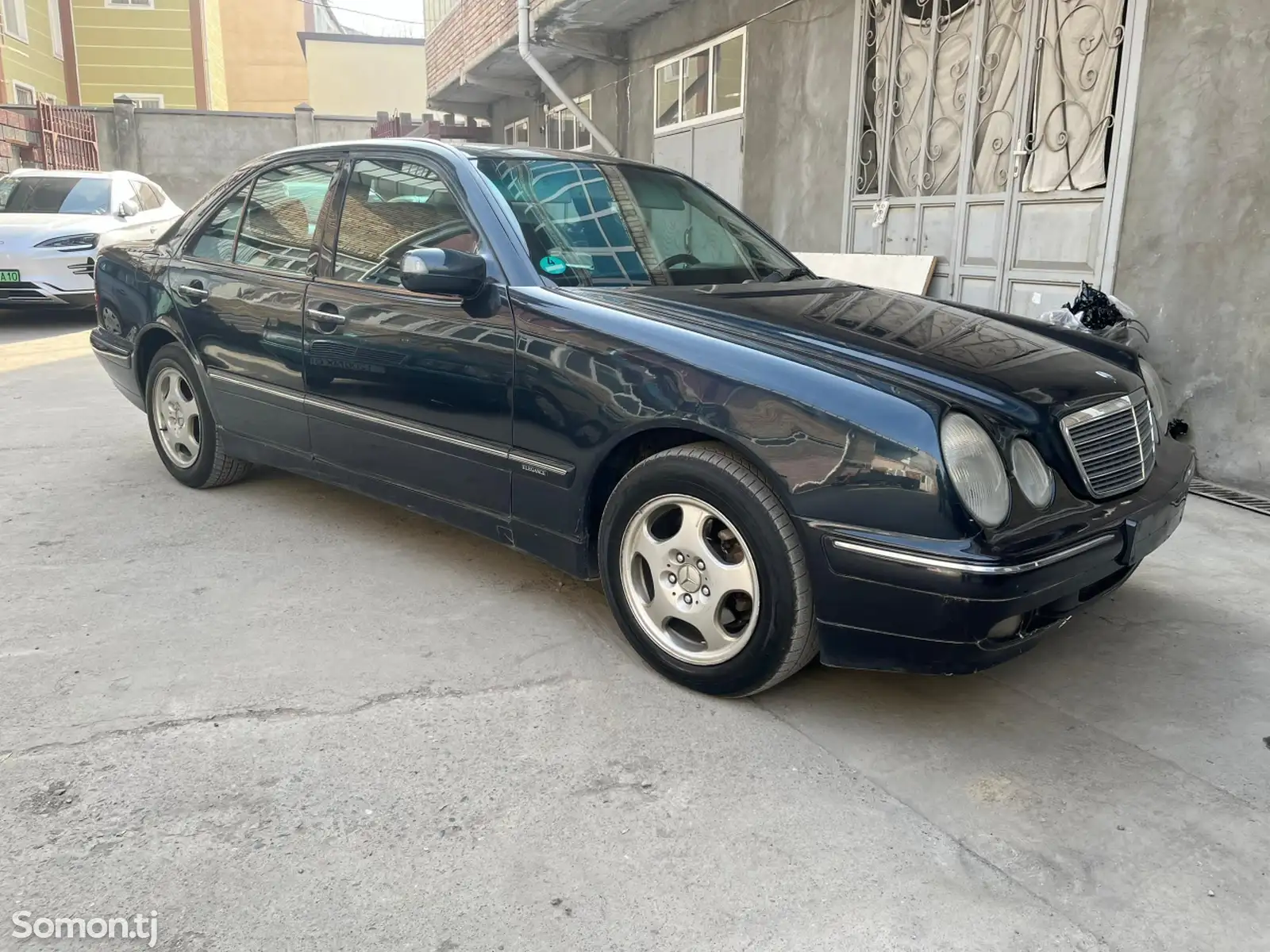 Mercedes-Benz E class, 2001-1