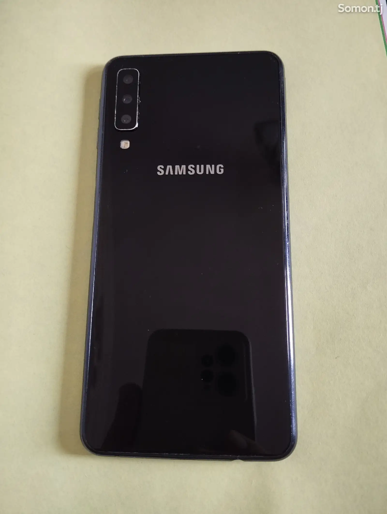 Samsung Galaxy A7 64gb-2