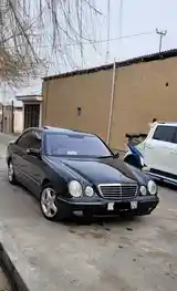 Mercedes-Benz E class, 2001-4