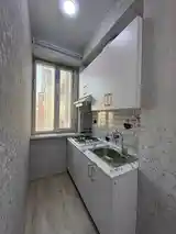 3-комн. квартира, 4 этаж, 74 м², 19 мкр-9