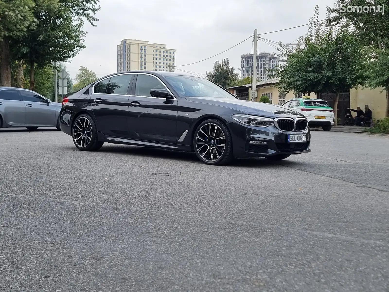 BMW 5 series, 2019-13