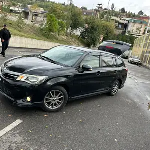 Toyota Fielder, 2014