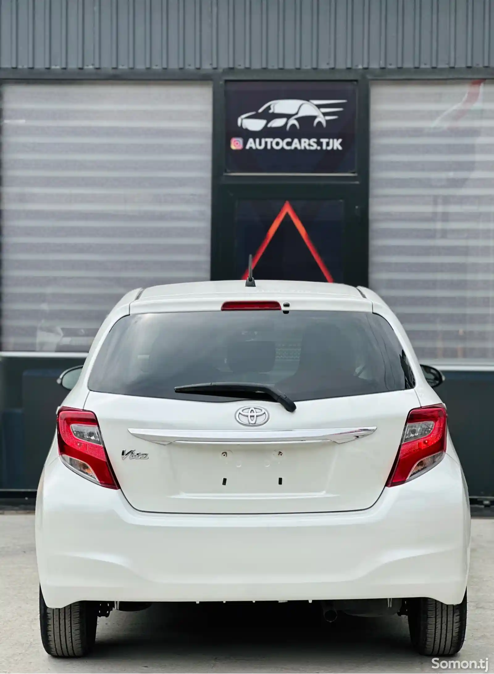 Toyota Vitz, 2015-6