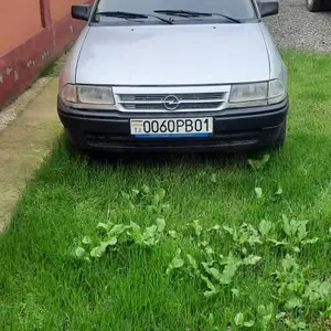 Opel Astra F, 1992