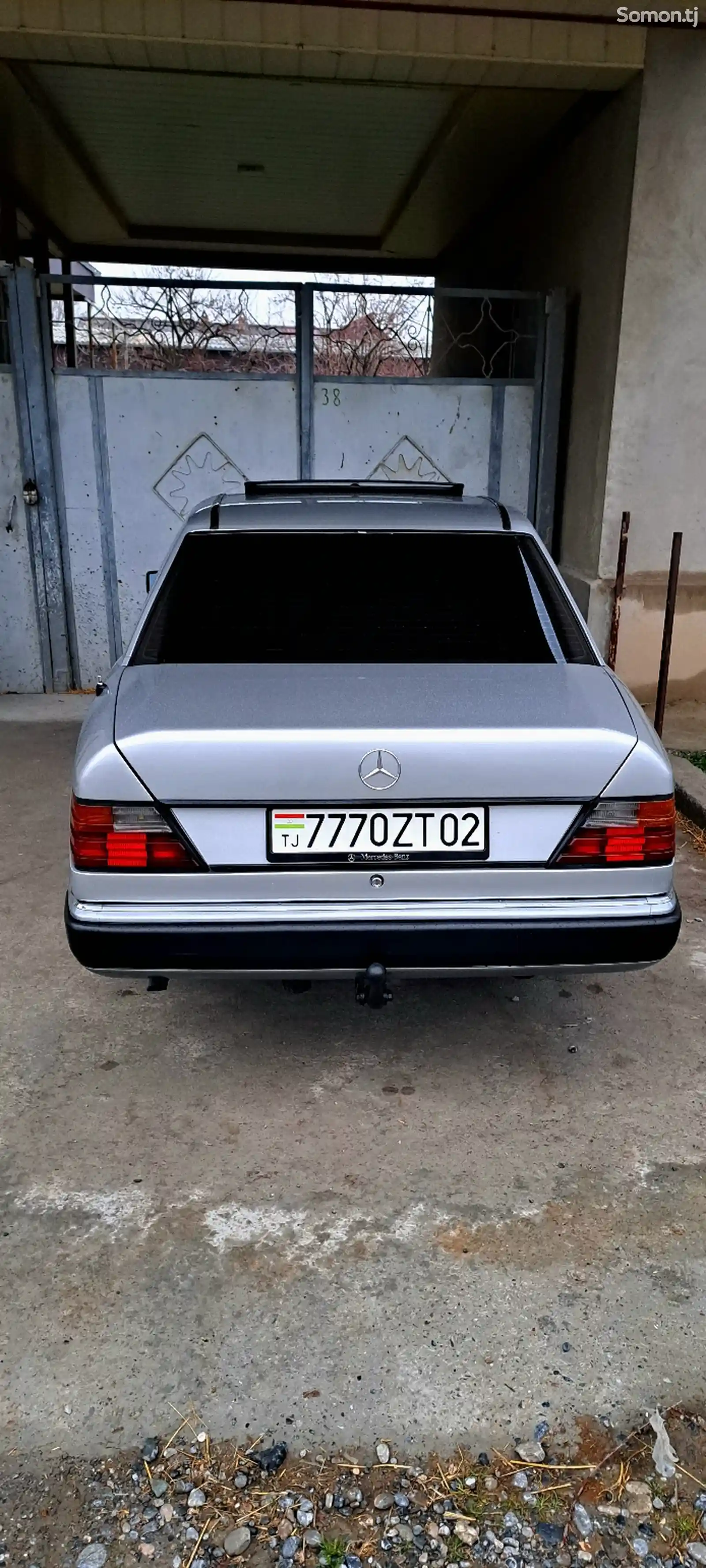 Mercedes-Benz E class, 1993-7