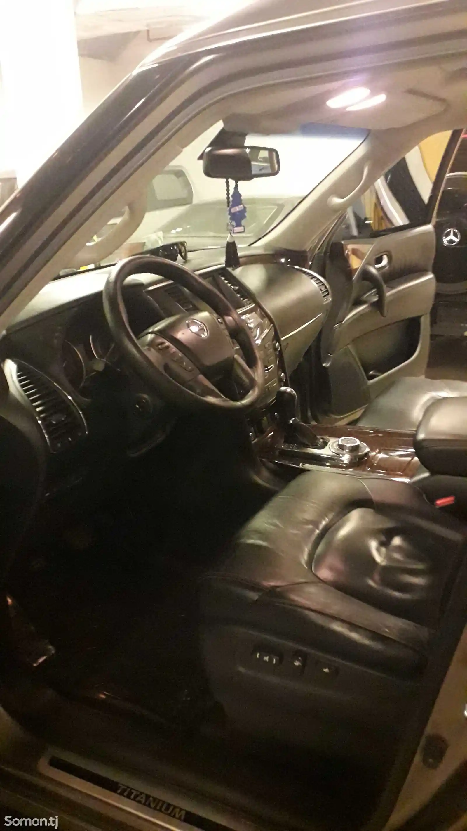 Nissan Patrol, 2013-10