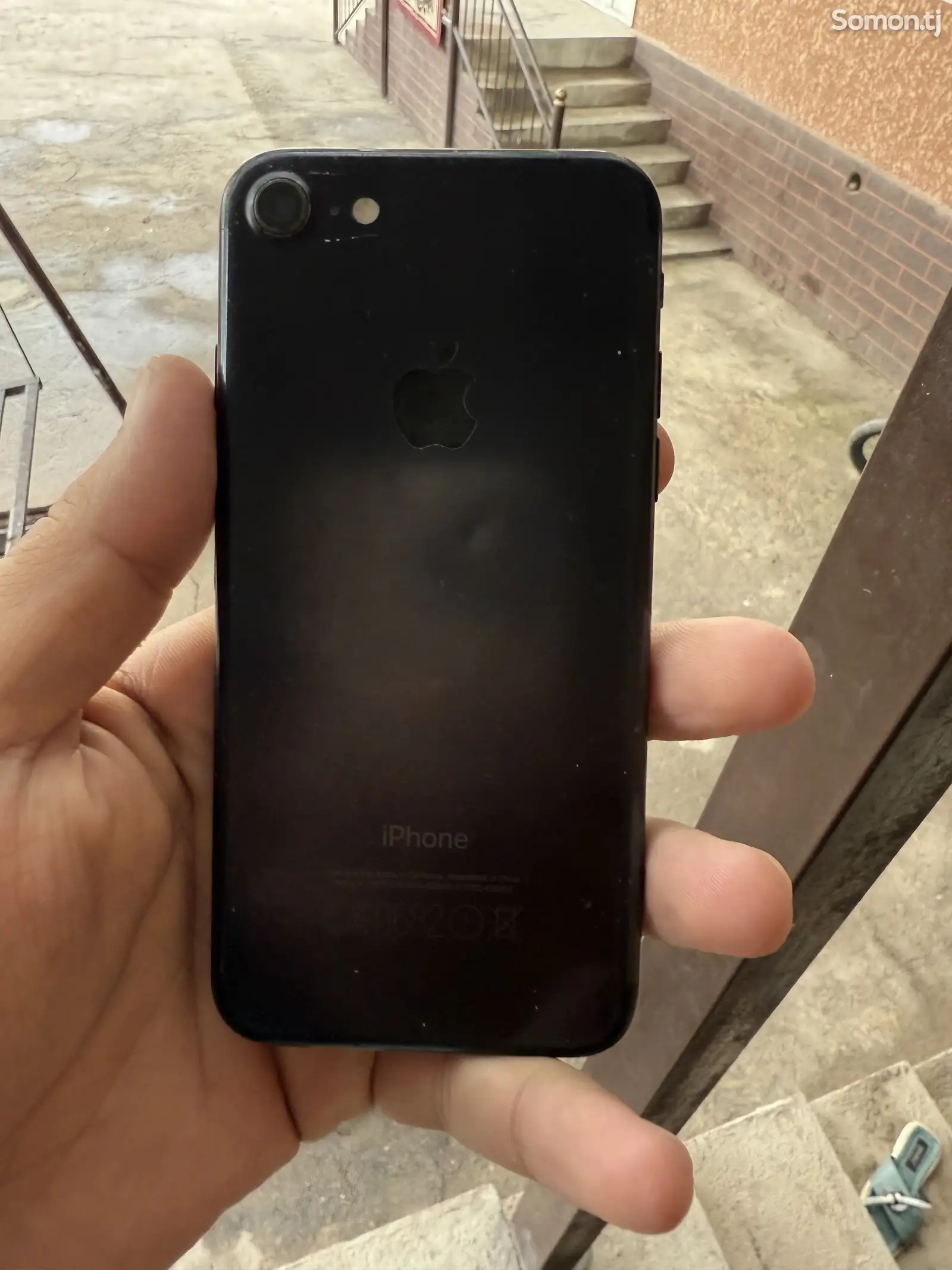 Apple iPhone 7, 32 gb-1