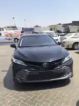 Toyota Camry, 2018-4