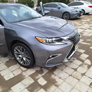 Lexus ES series, 2013