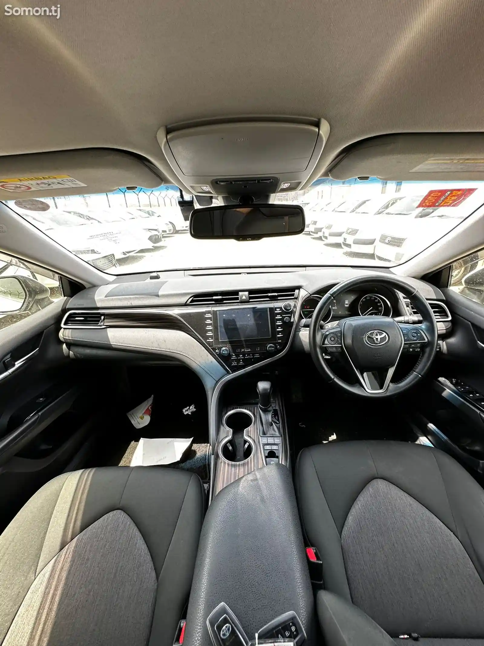 Toyota Camry, 2017-14