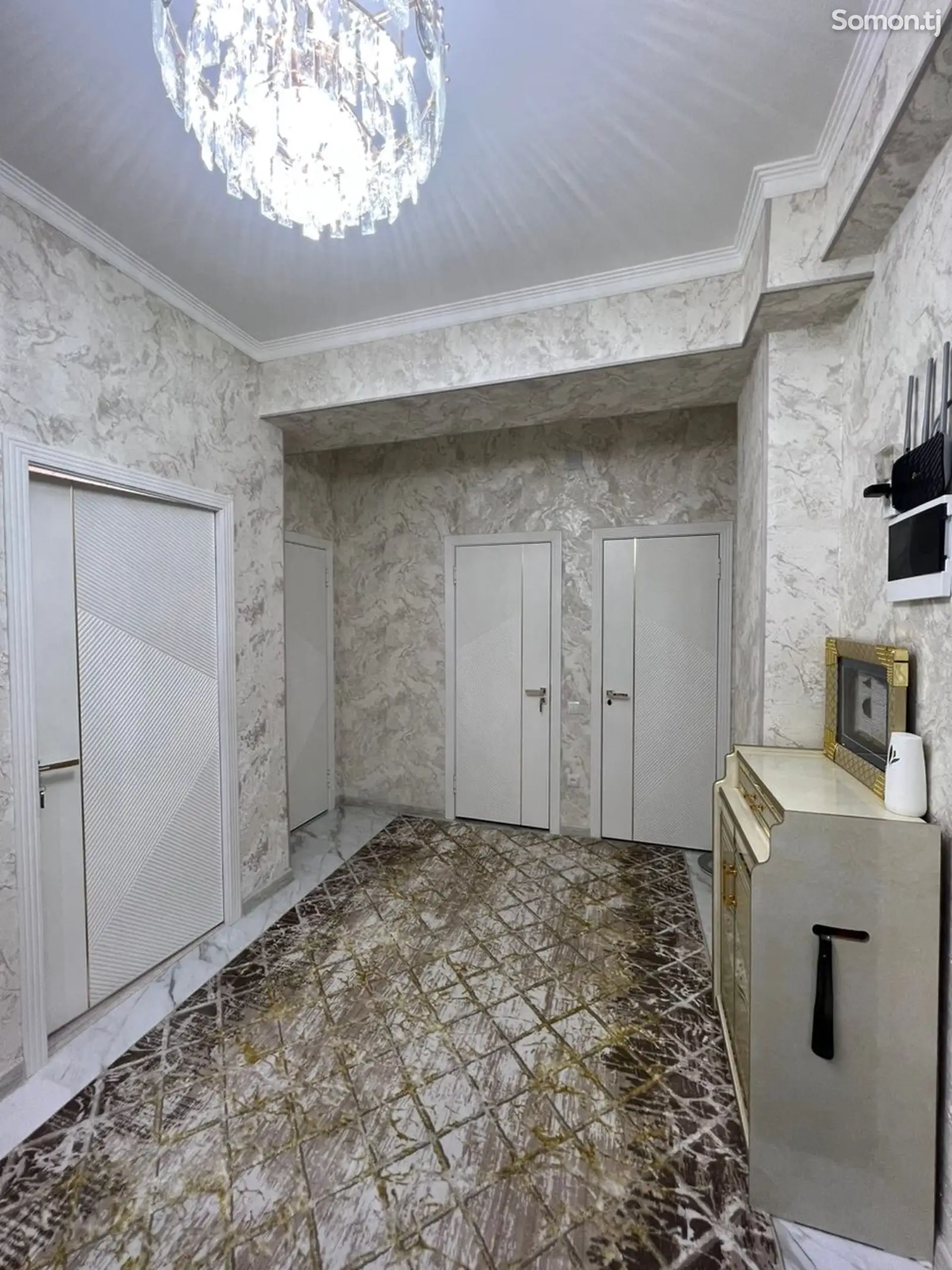 2-комн. квартира, 18 этаж, 50 м², Голубой экран-1