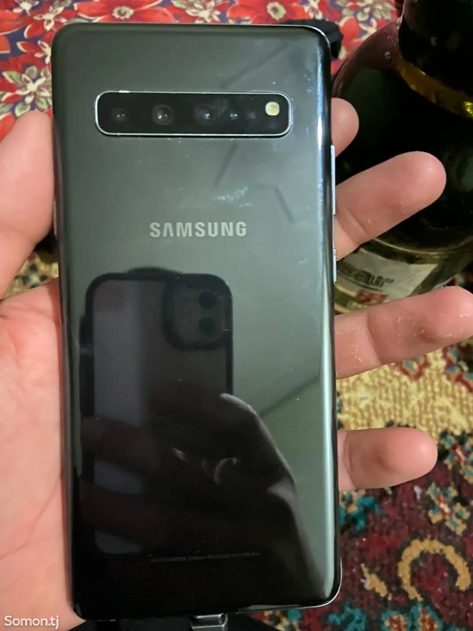 Samsung Galaxy S10+-1