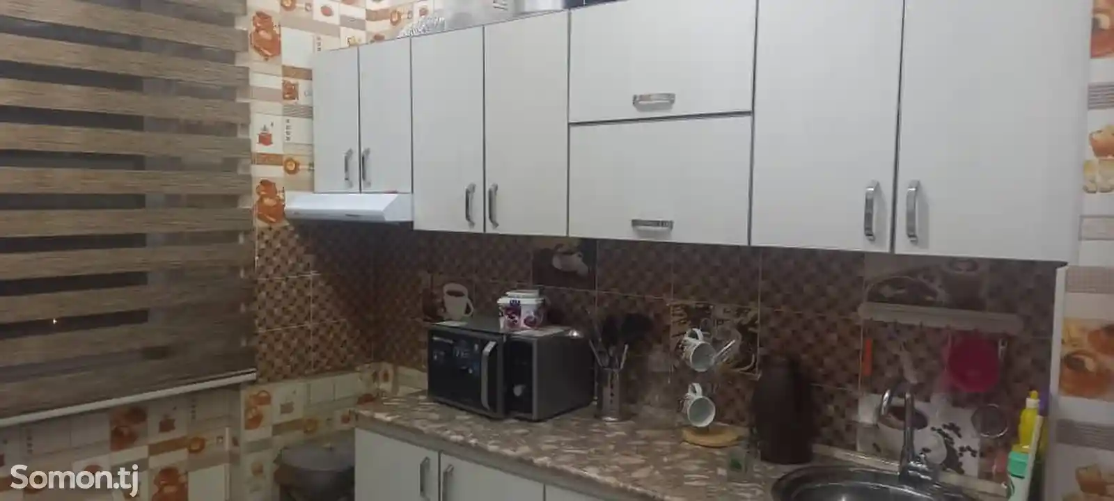 Комната в 3-комн. квартире, 1 этаж, 60м², 84 мкр-4