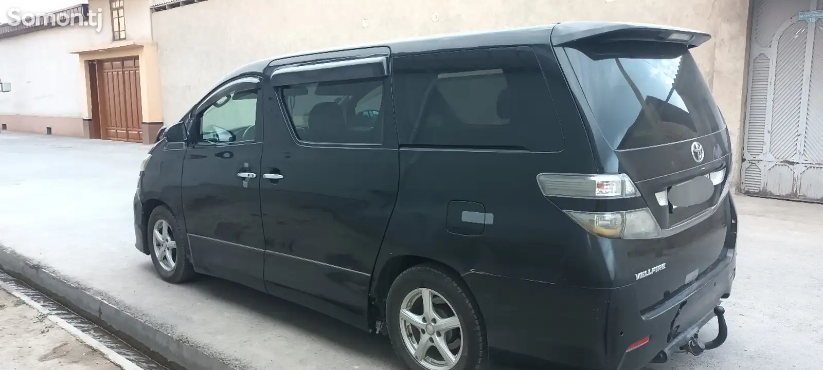 Toyota Vellfire, 2010-2