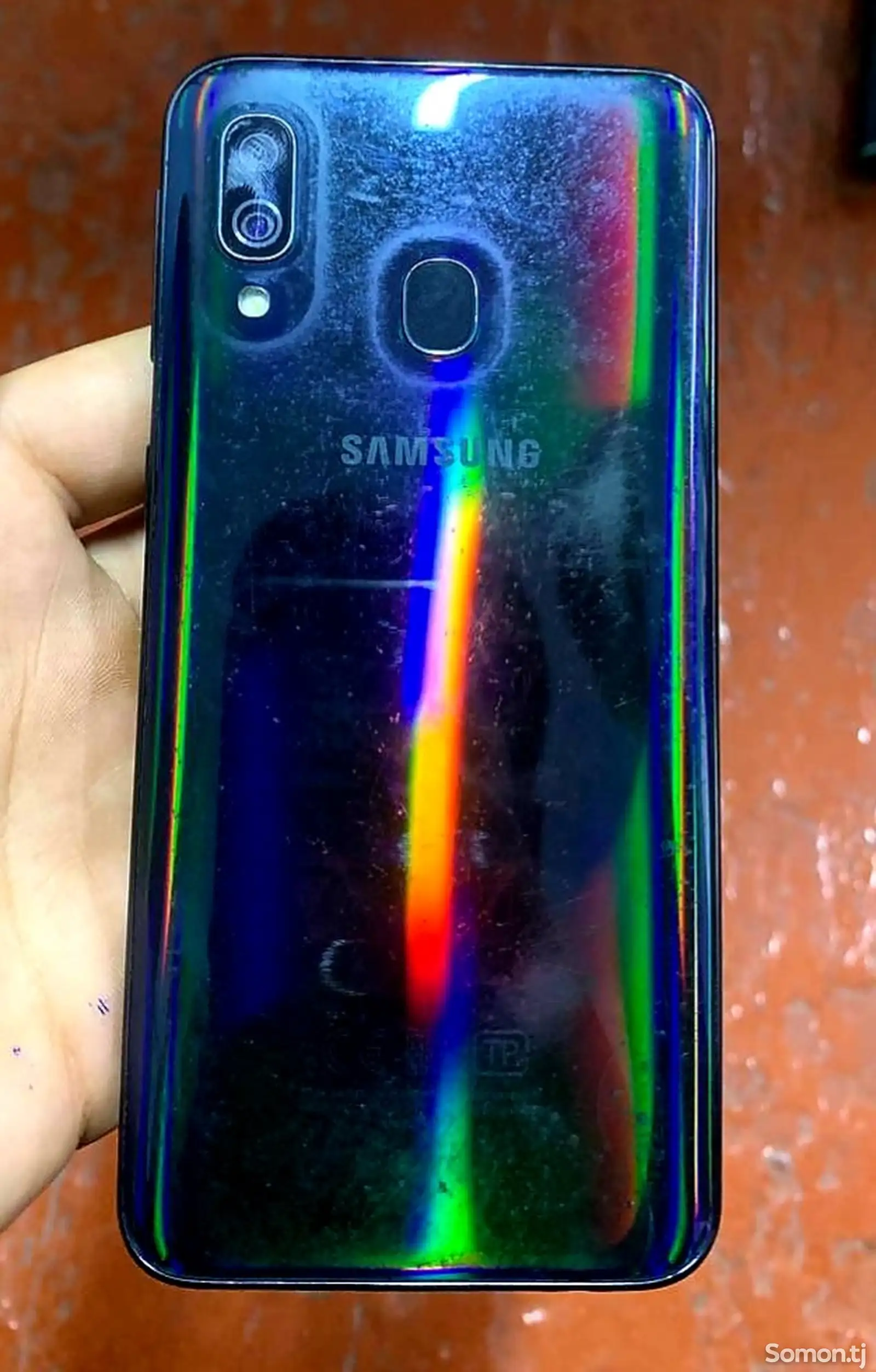 Samsung Galaxy A40-1