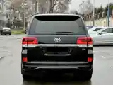 Toyota Land Cruiser, 2017-4