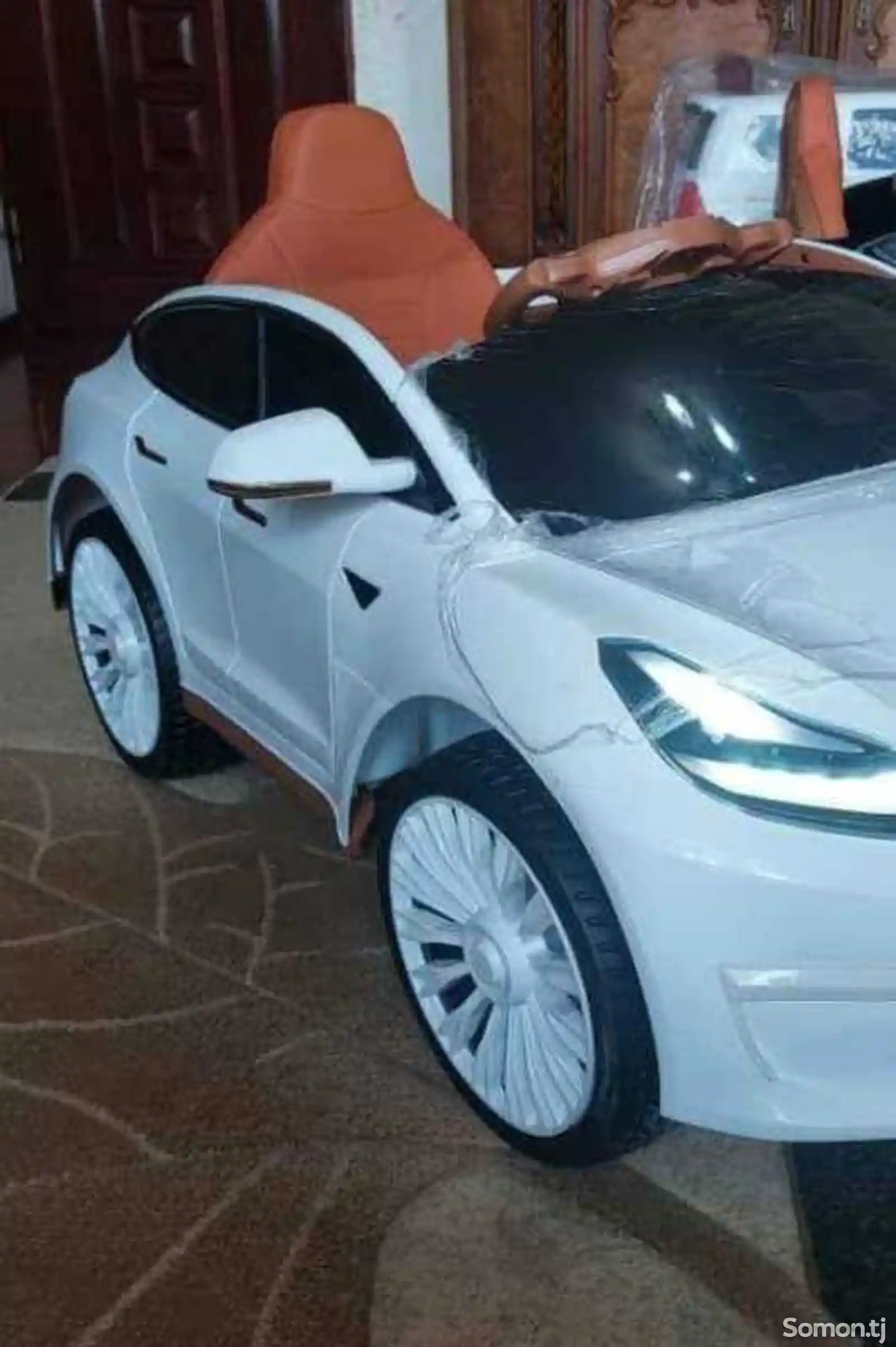 Детский автомобиль Tesla-2