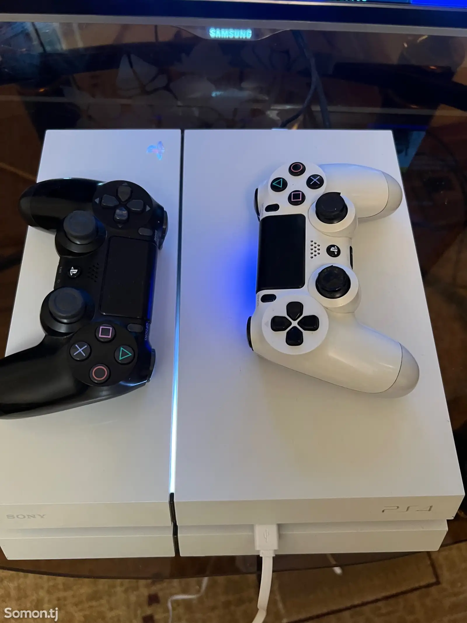 Игровая приставка Sony PlayStation 4-1