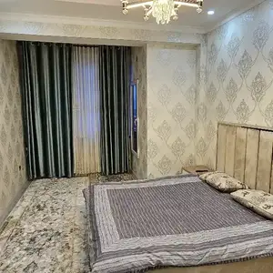 2-комн. квартира, 5 этаж, 67м², 4 домаи Аэропорт