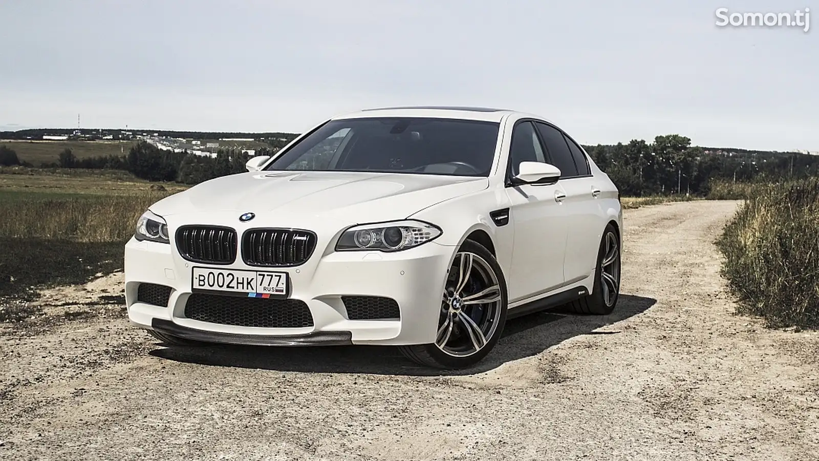 Губа на бампер BMW M5 F10-1