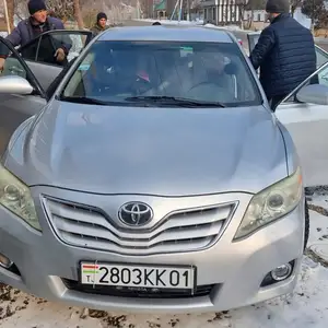 Toyota Camry, 2010