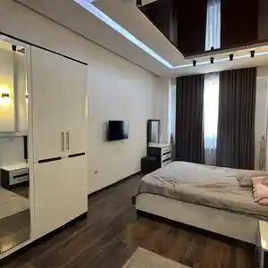 2-комн. квартира, 5 этаж, 55м², дом печати