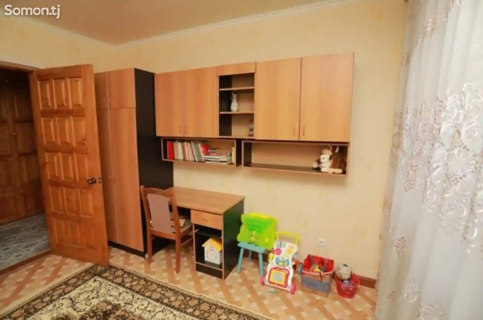 6-комн. квартира, 2 этаж, 100 м², 19 мкр-8