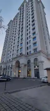 4-комн. квартира, 9 этаж, 138м², Сомони-10