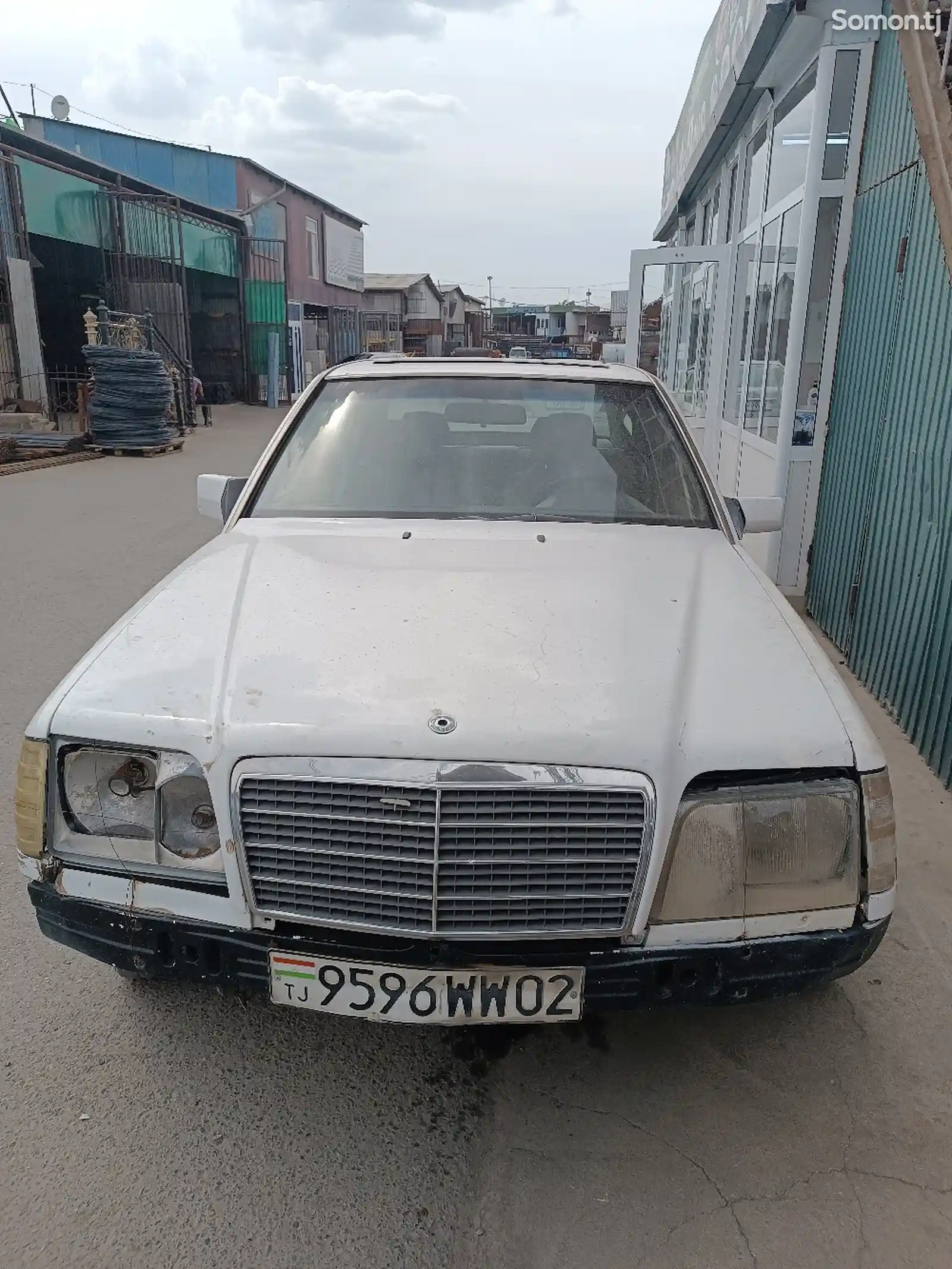 Mercedes-Benz W124, 1992-10