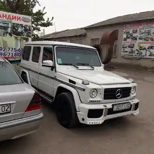 Лобовое стекло от Mercedes-Benz G class