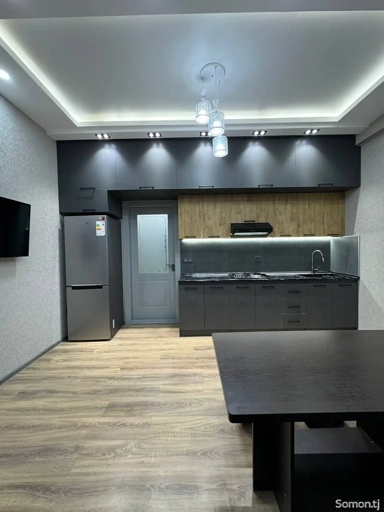 2-комн. квартира, 8 этаж, 72 м², центр, Ватан-9