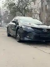 Toyota Camry, 2018-3