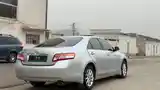 Toyota Camry, 2010-4