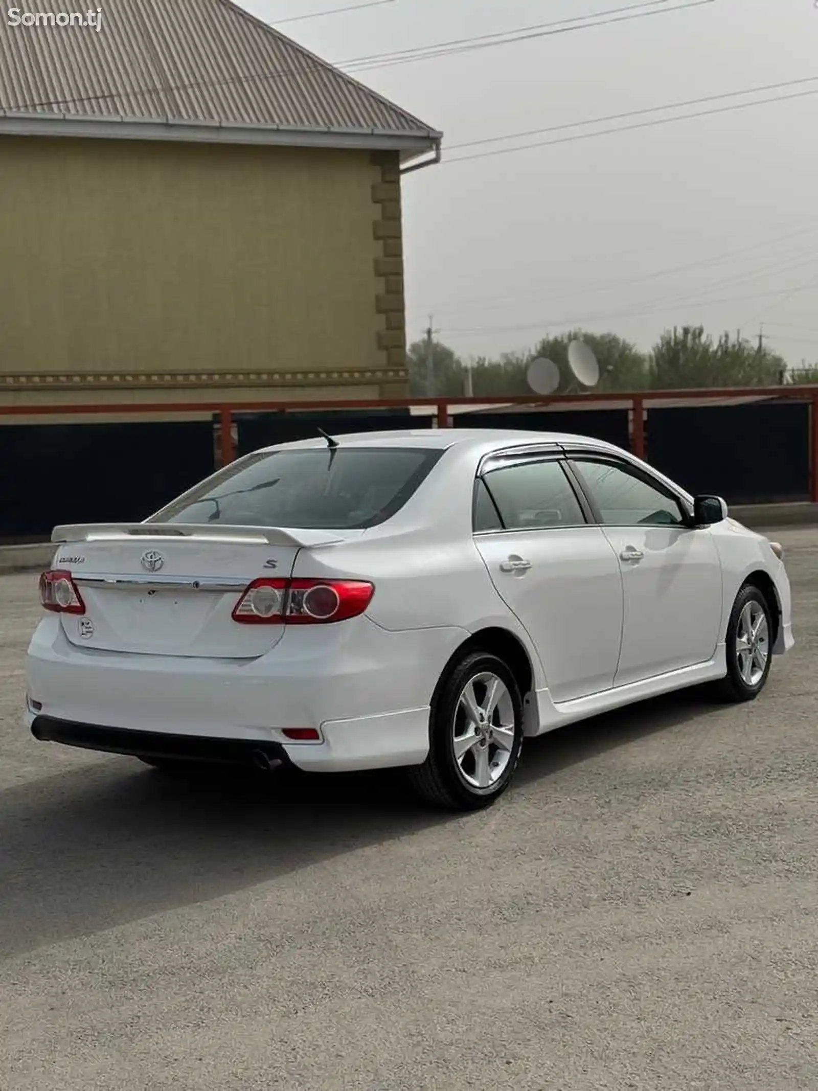 Toyota Corolla, 2013-7