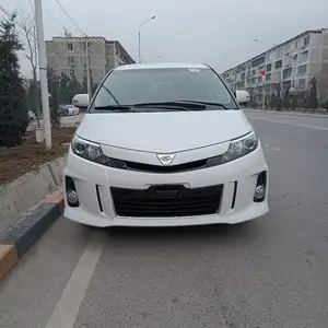 Toyota Estima, 2014