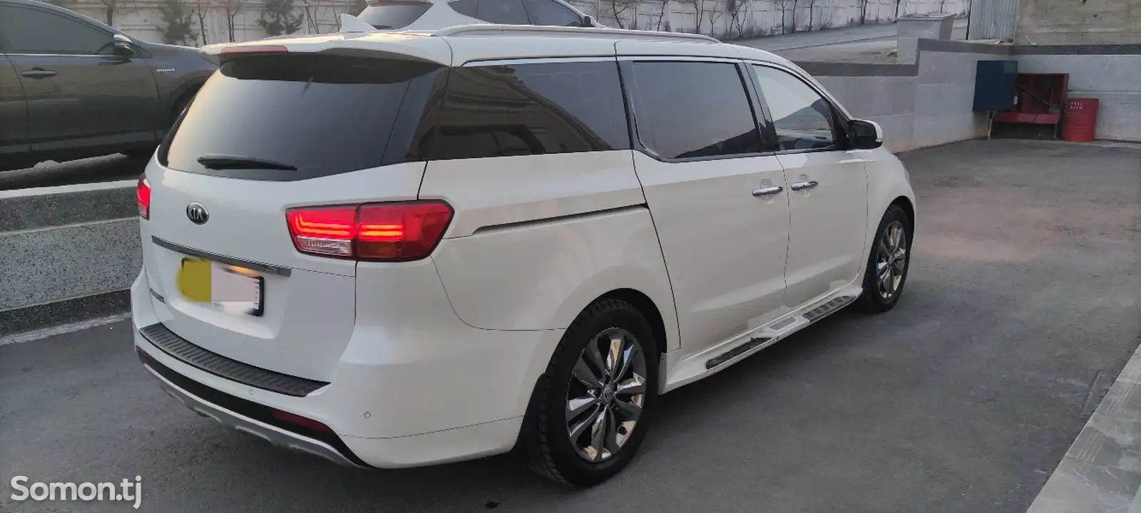 Kia Carnival, 2015-1