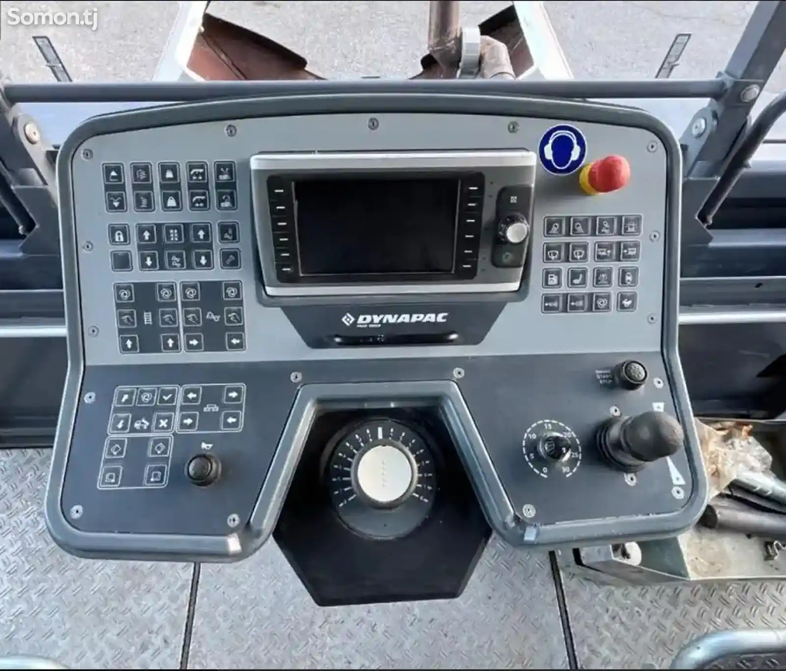 Асфальтоукладчик Dynapac SD2500CS-4