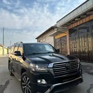 Toyota Land Cruiser, 2018