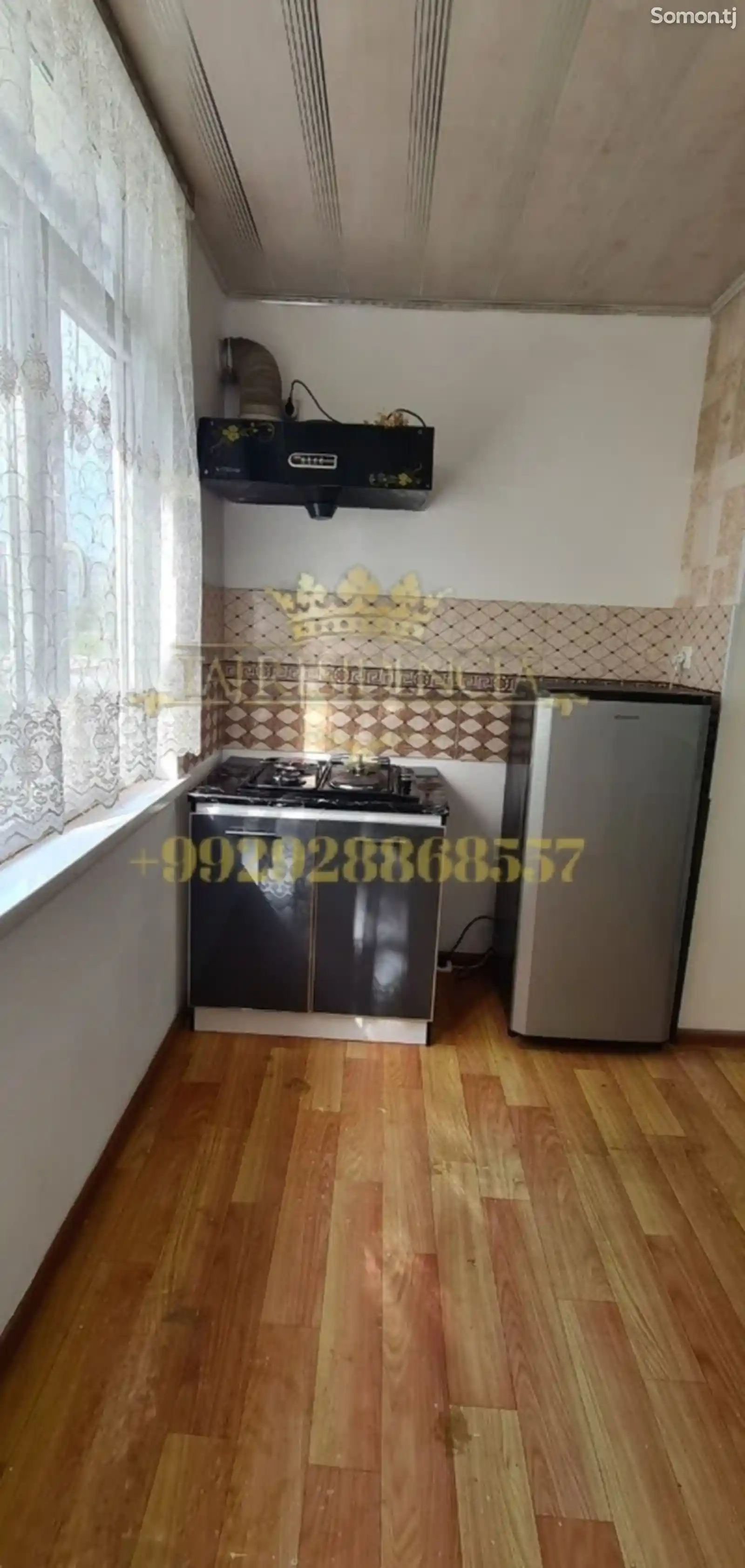 2-комн. квартира, 4 этаж, 70м², 18мкр-7