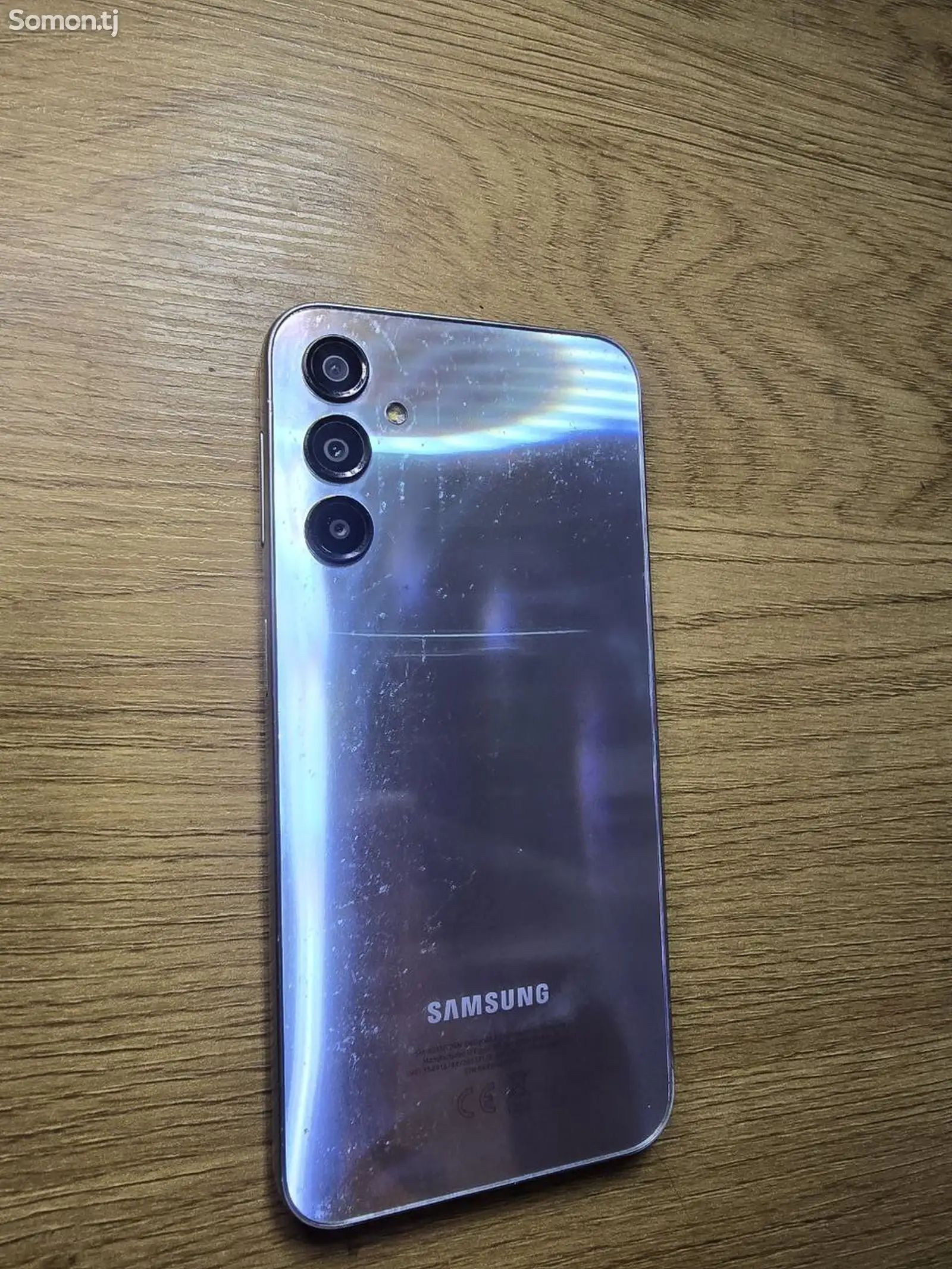 Samsung Galaxy A24-1