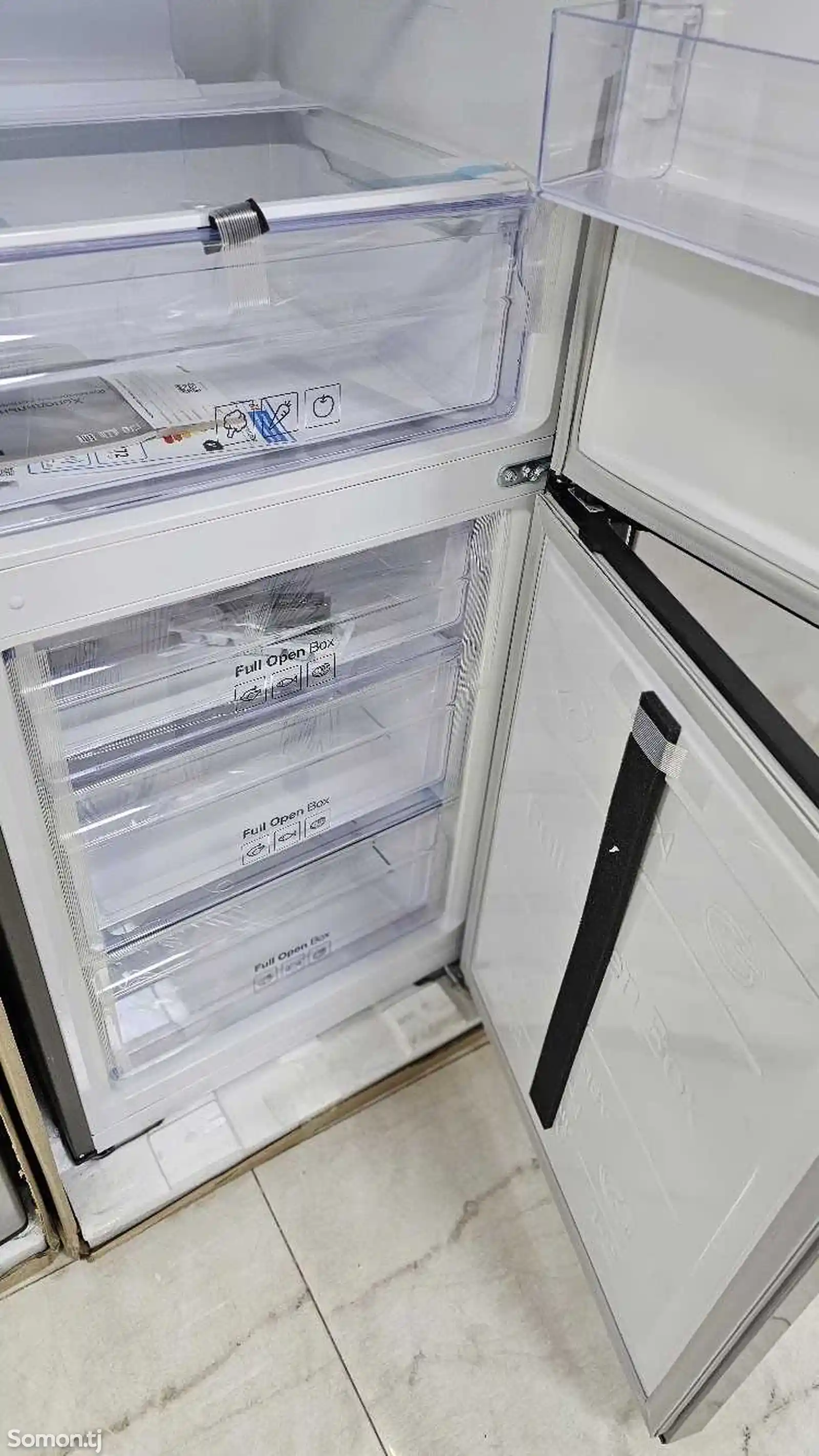 Холодилник Samsumg RB30-3